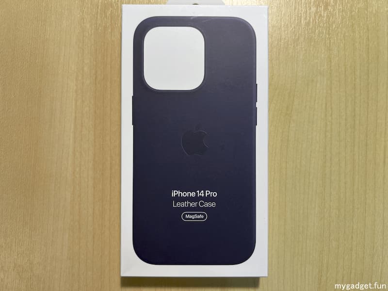 【レビュー】MagSafe対応iPhone 14 Proレザーケース｜ディープパープル＋インク【Apple純正スマホケース】