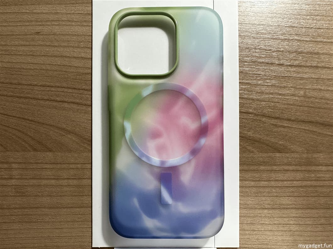 【レビュー】iPhone 15 Pro OtterBox Figura Seriesケース｜マルチカラー＋ナチュラルチタニウム｜MagSafe対応！
